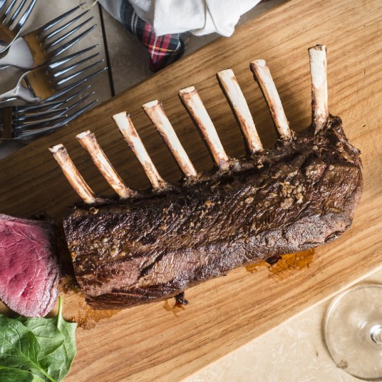 Cocoa dusted rack with parsnip puree and red wine cassis sauce Martin Bosley 4